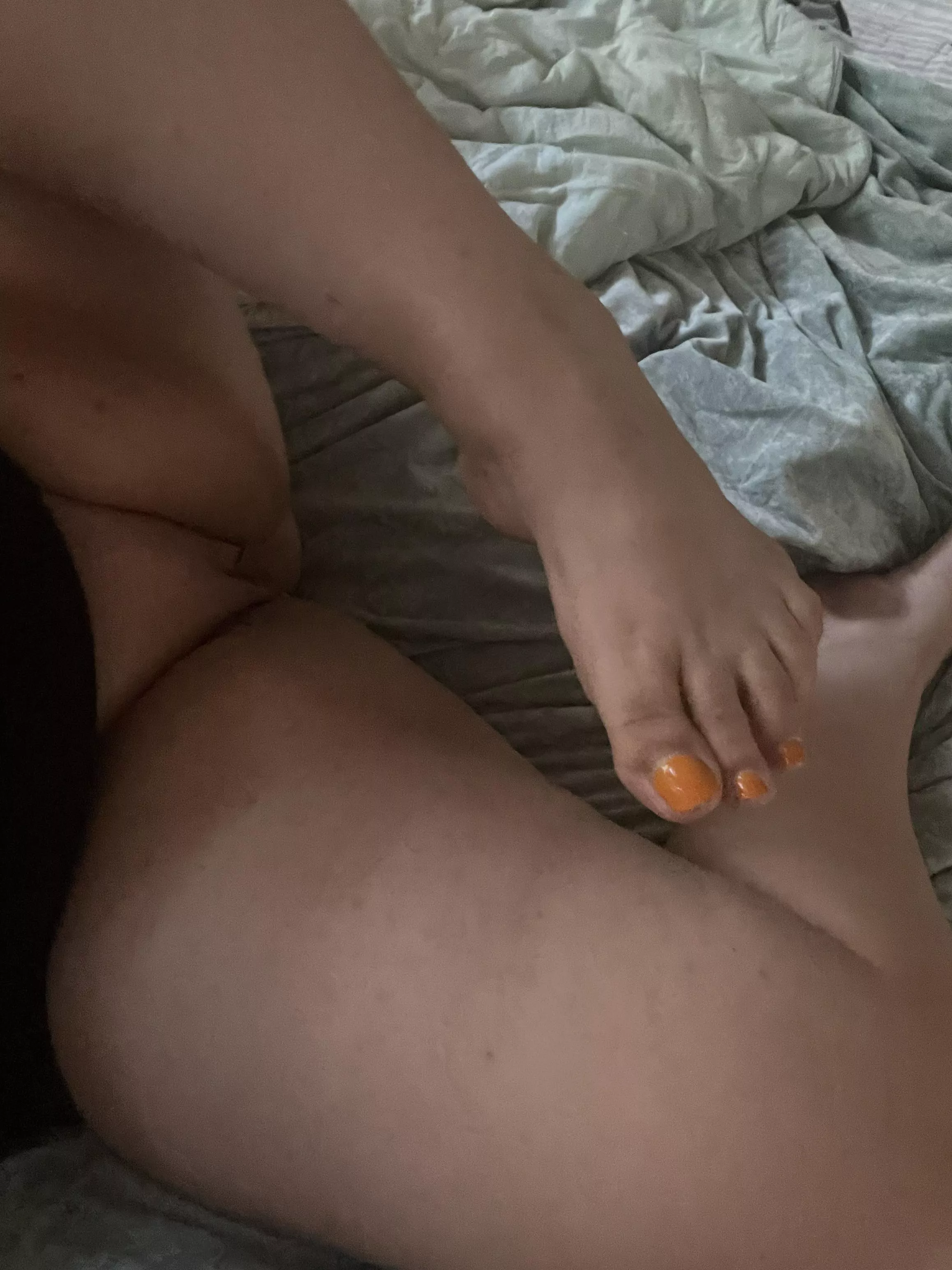 Orange 🍊polish! I want to redo the color