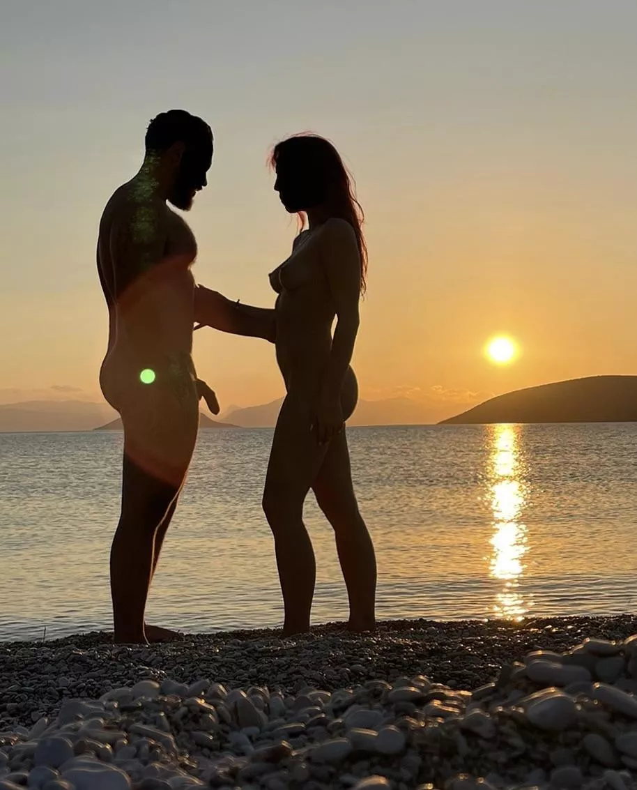 Our life is an endless summer ❤️🌊Watch the full videos in 4K HD