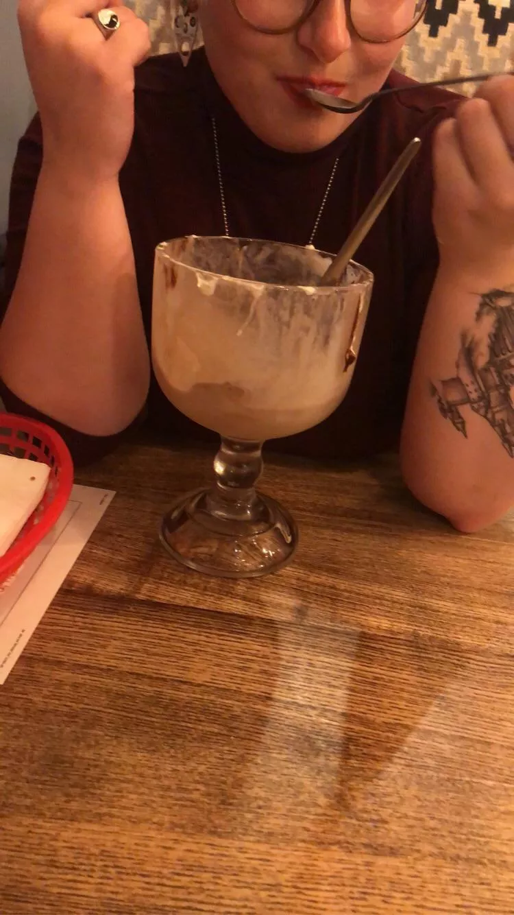 Out for Valentine’s Day early and my little won’t stop eating the ice cream even though she’s full she’s determined to finish it all 🍦