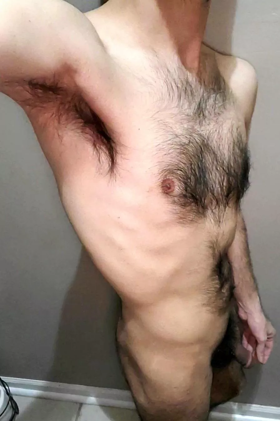 Out of the shower and fresh from pits to pubes ;)