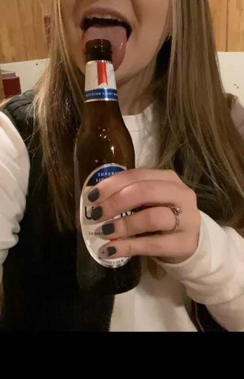 Out on the town, horny, wishing this was a bit cock.