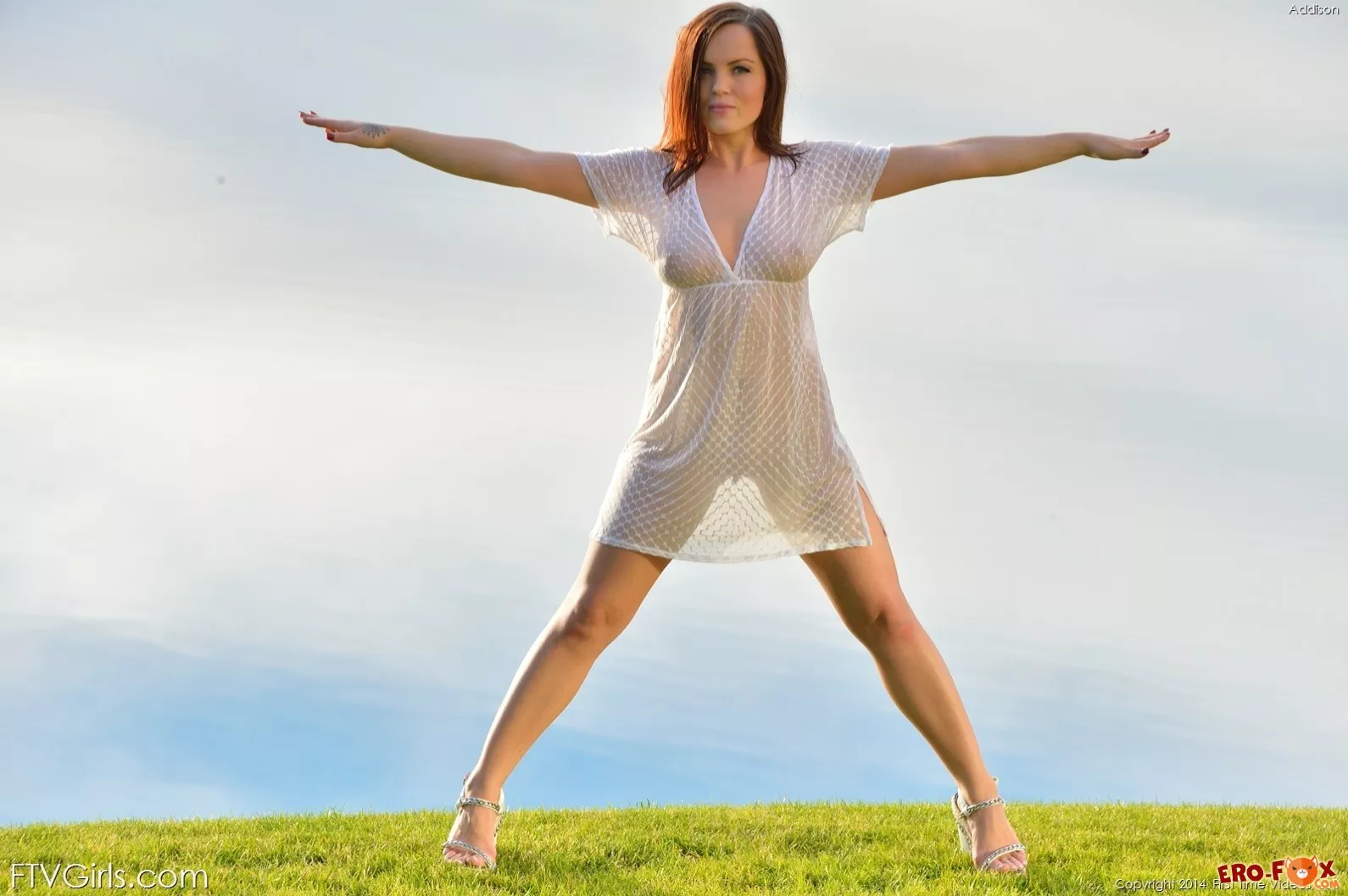 Outdoor yoga is great for body and mind Outdoor yoga is great for body and mind