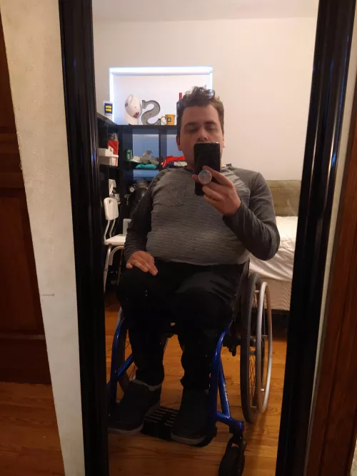 Outfit for my first ever date with a guy. Wish me luck, y'all. 😅❤️ Outfit for my first ever date with a guy. Wish me luck, y'all. 😅❤️