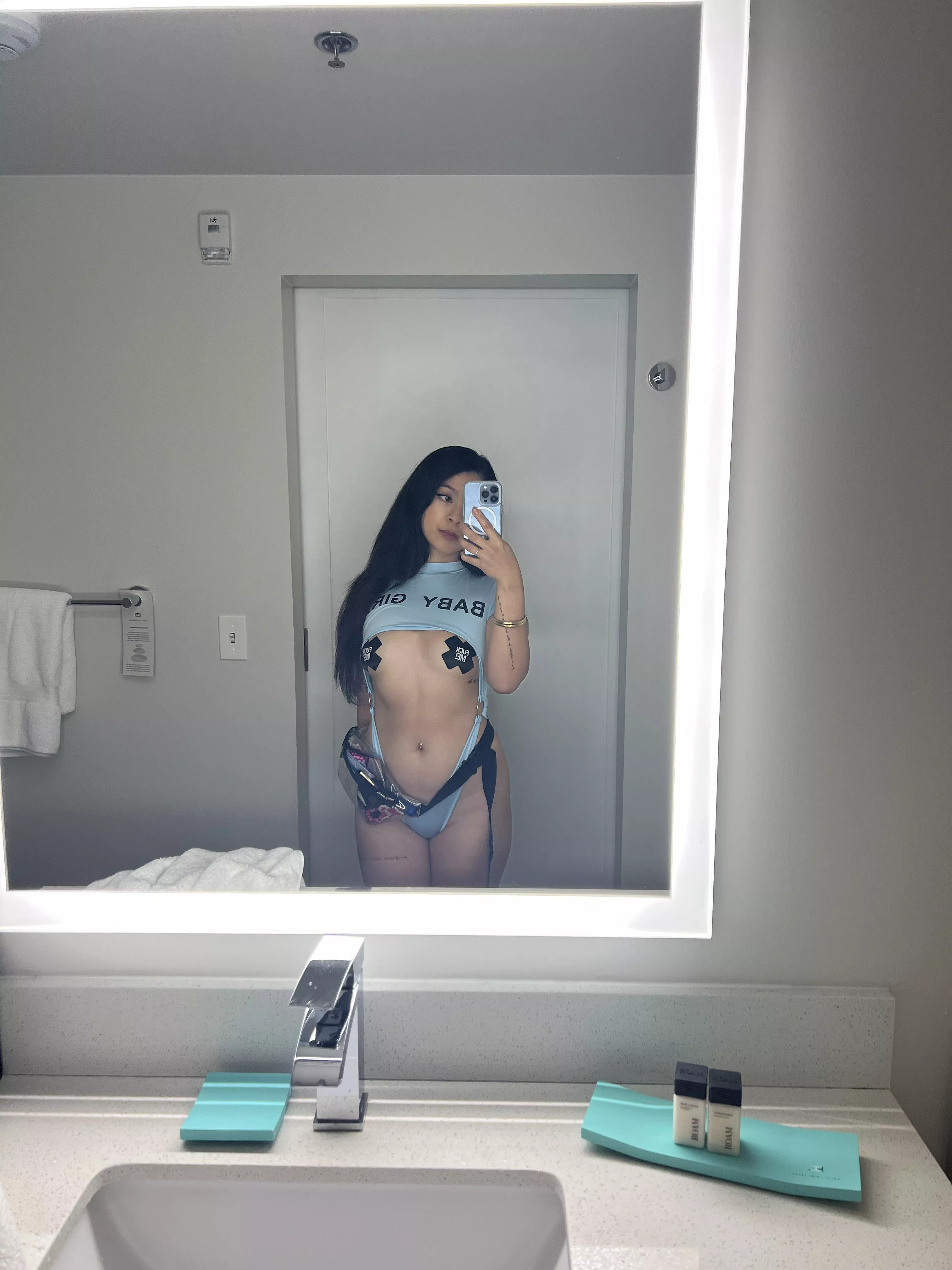 Outfit for porter Robinson Outfit for porter Robinson