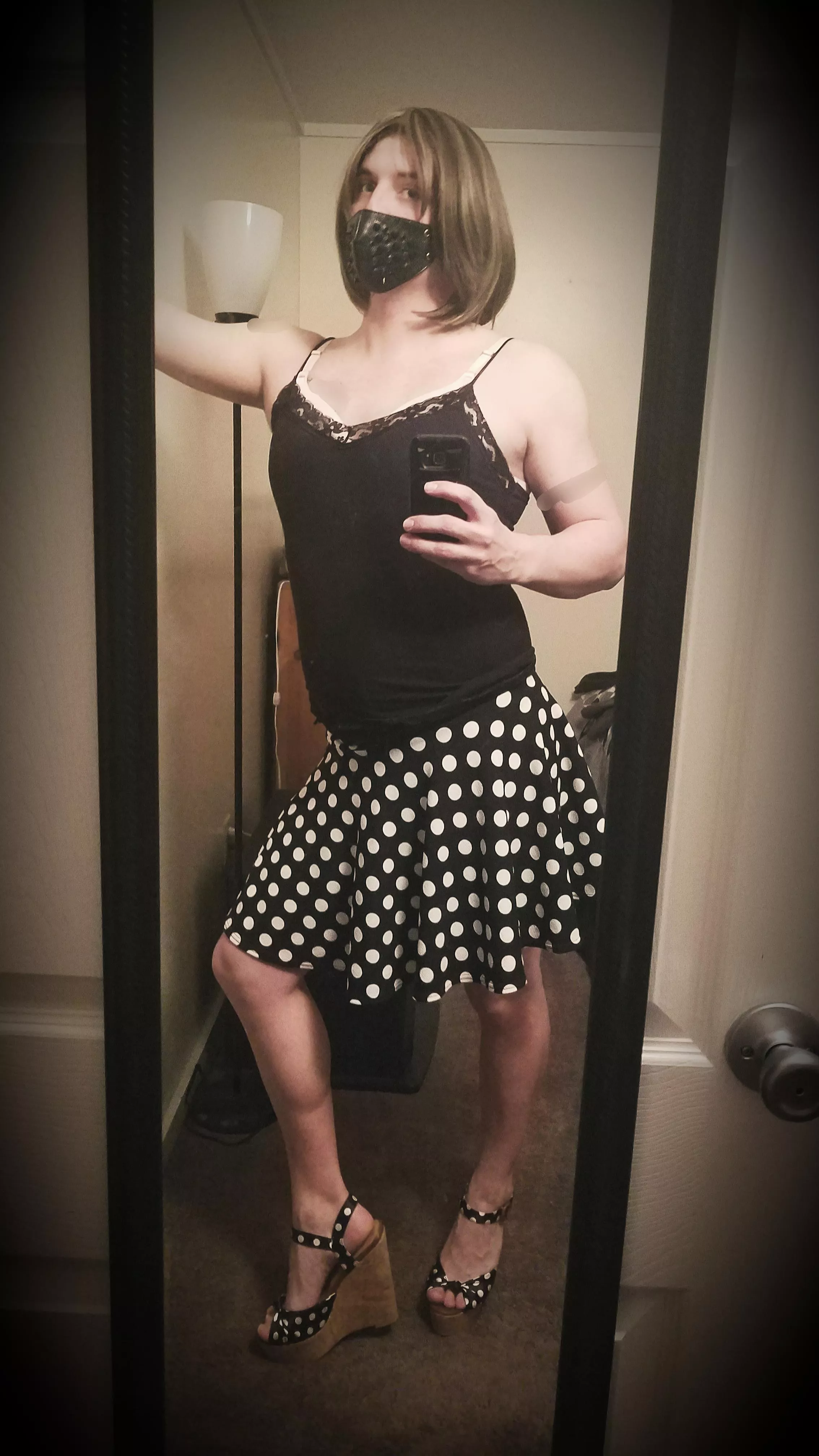 Outfit I wore standing infront of wide open curtains facing the parking lot at my apartment complex at 6pm! Was I seen? Maybe. I dunno