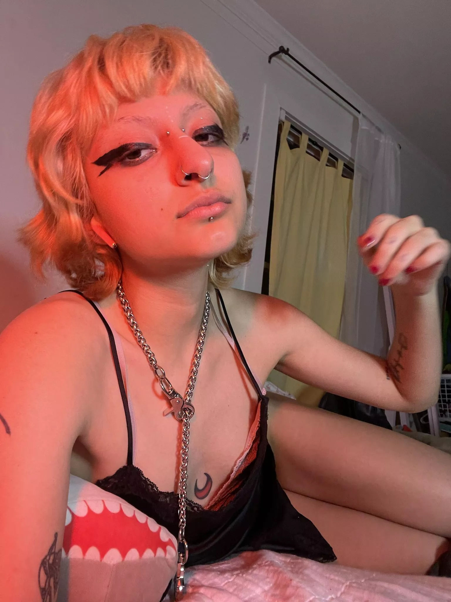 Outfit of the day 🥰 (22F) Outfit of the day 🥰 (22F)