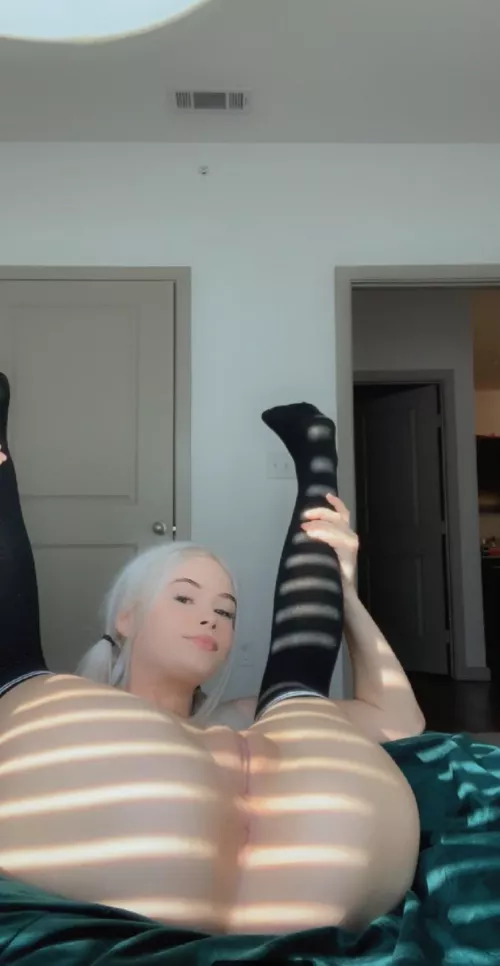 Over 1k posts 💘 free trial 🌺 fetishes, customs, face times, sexting 🌺 top 0.3% for a reason come see my page 😛