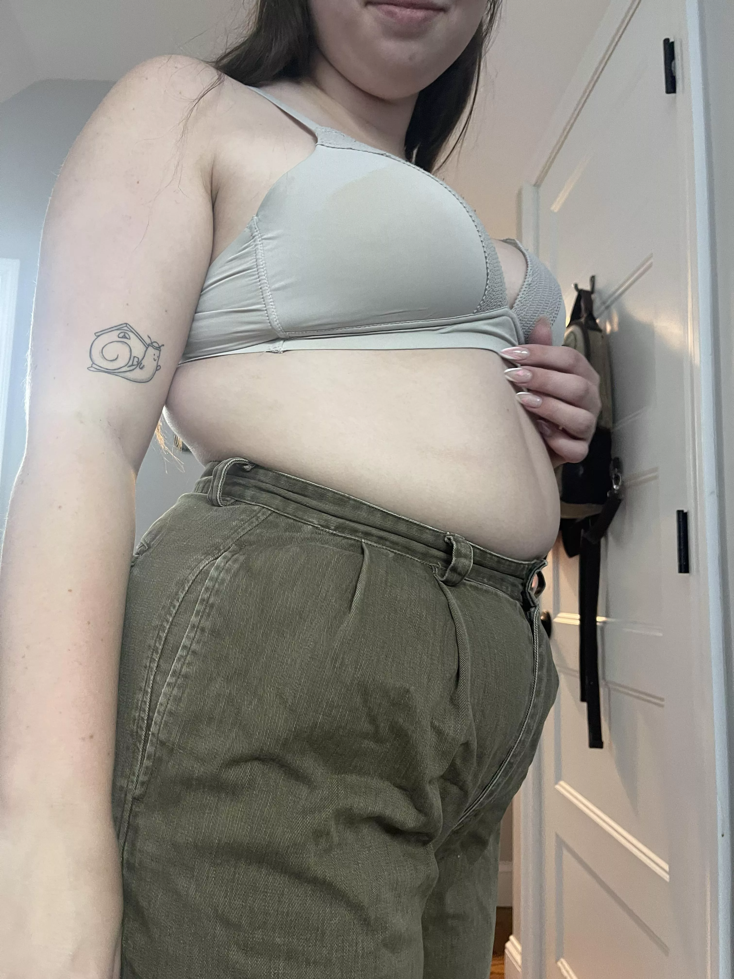 overflowing out of my work pants 😭