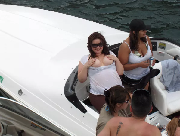 Over/under dressed for a boat Over/under dressed for a boat