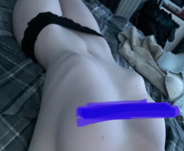 Pale ribcage :) Pale ribcage :)