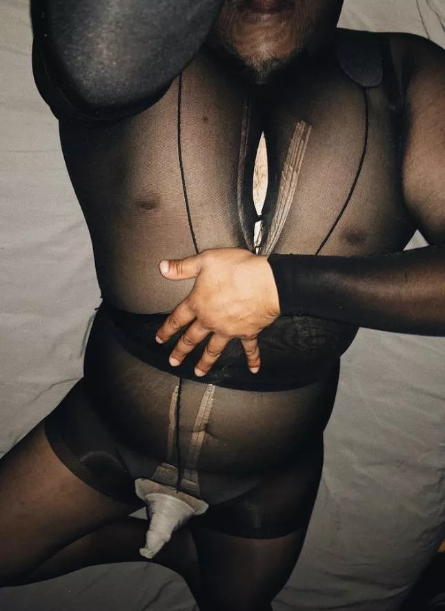 pantyhose fetish anyone? pantyhose fetish anyone?
