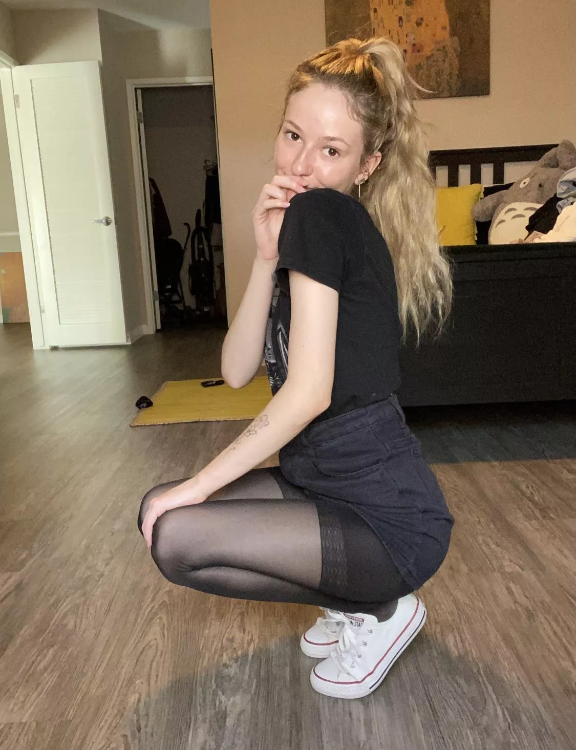 pantyhose_princess99??? Check her out on Insta!!!