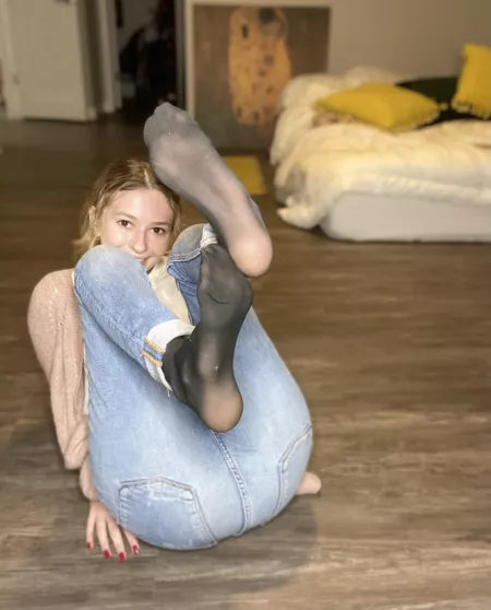 pantyhose_princess99π Check her out on insta!!! pantyhose_princess99π Check her out on insta!!!