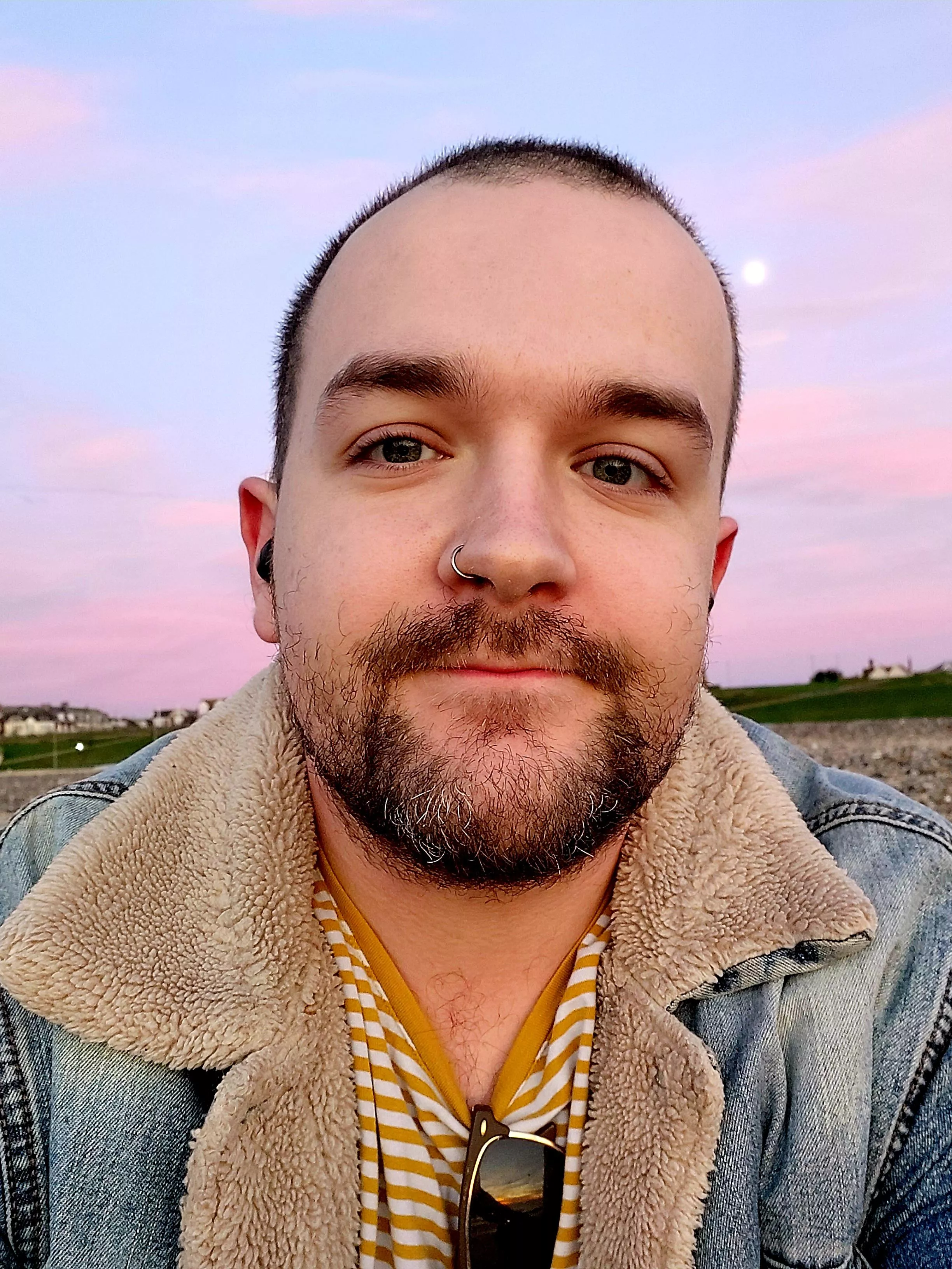 Pastel Sunrise at the beach. Found my new morning ritual 😊