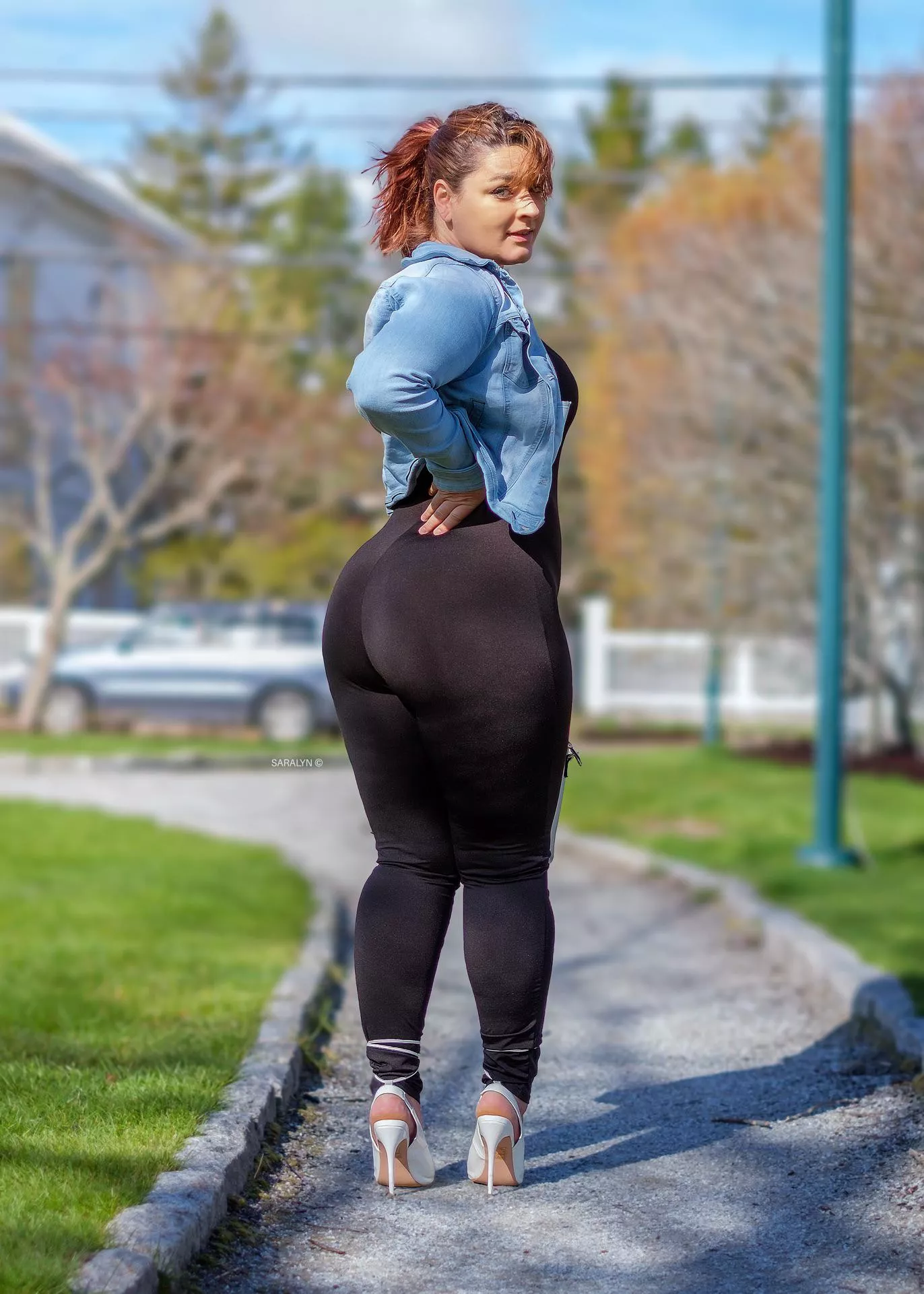 PAWG on the street 😈 PAWG on the street 😈