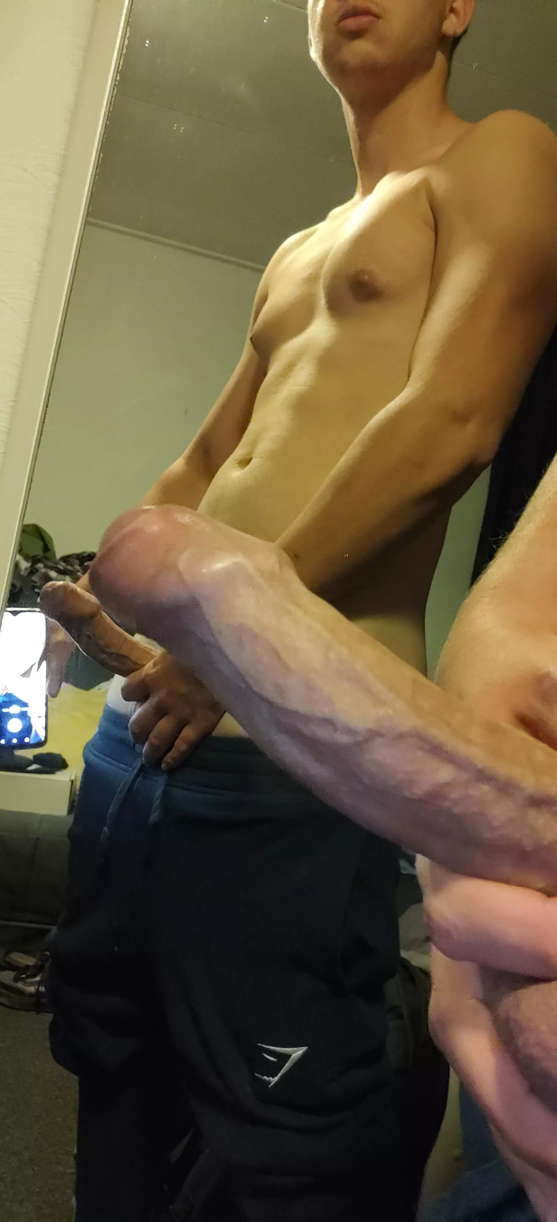 Peekaboo 😊 Peekaboo 😊