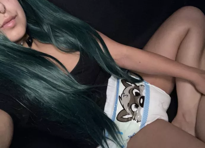 Peep 👀 a baby raccoon 🦝