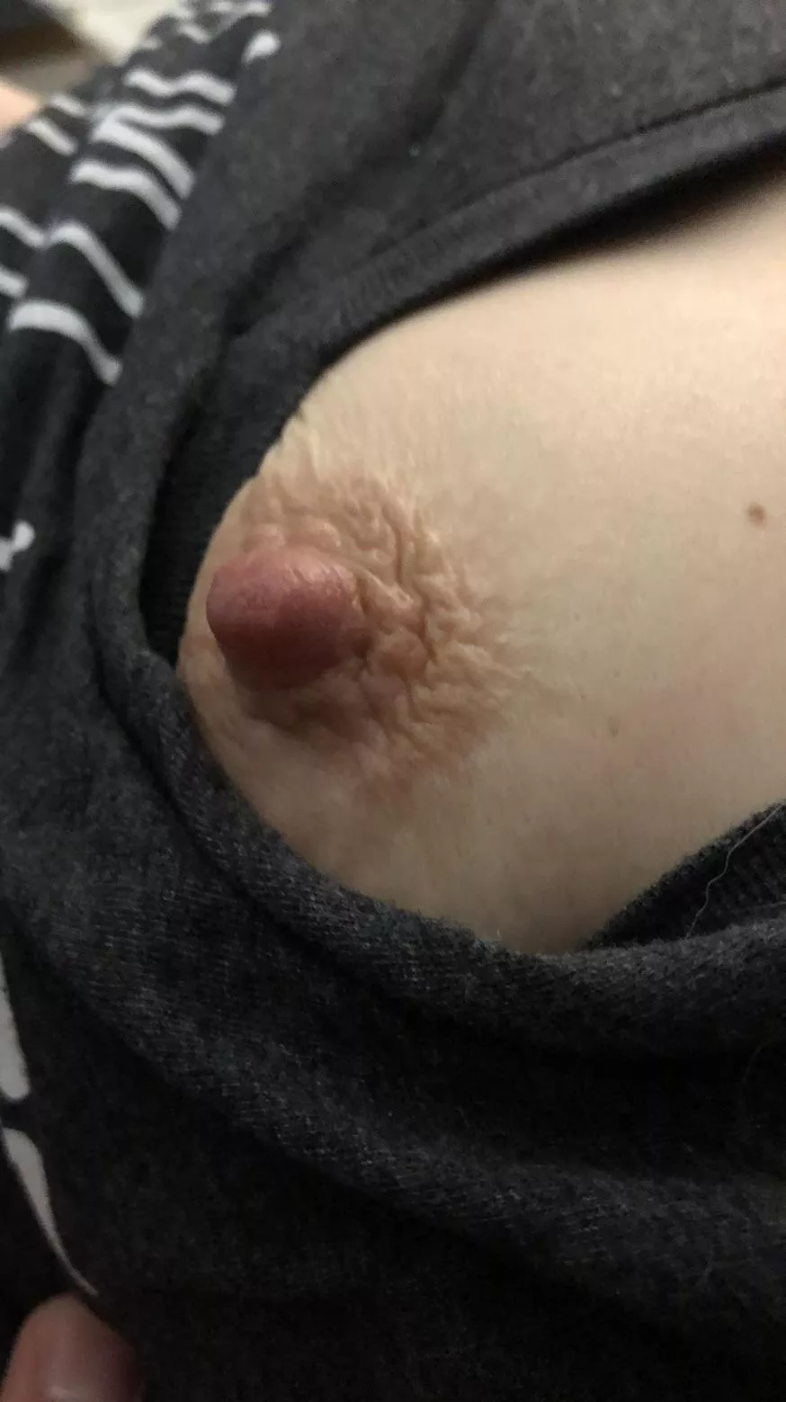 Per suggestion a nipple peak [F]
