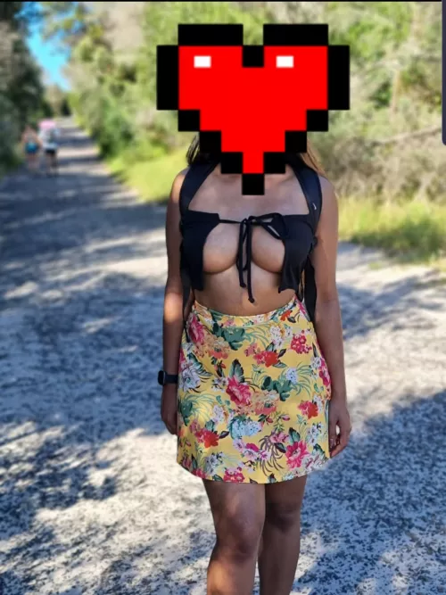 Perfect outfit for a hike right? š¤