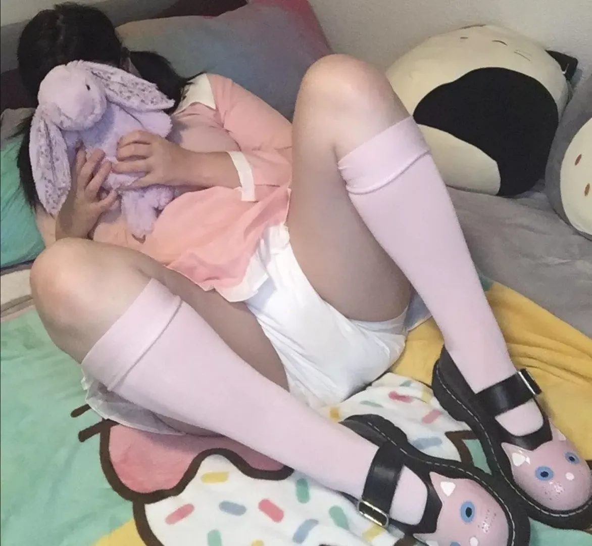 Perfectly white diapers are luscious