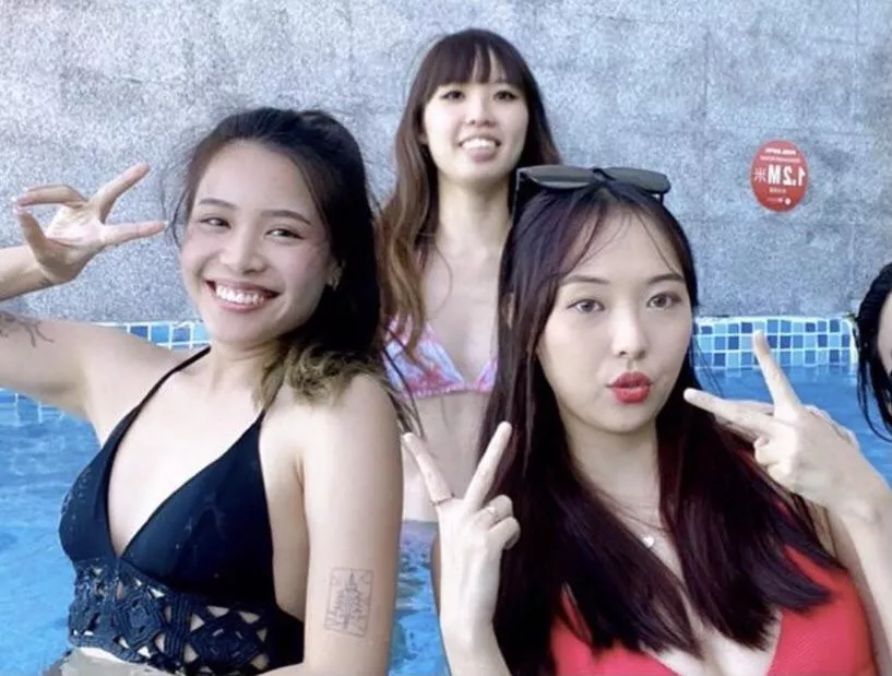 Petite Asian babes, go! Petite Asian babes, go!