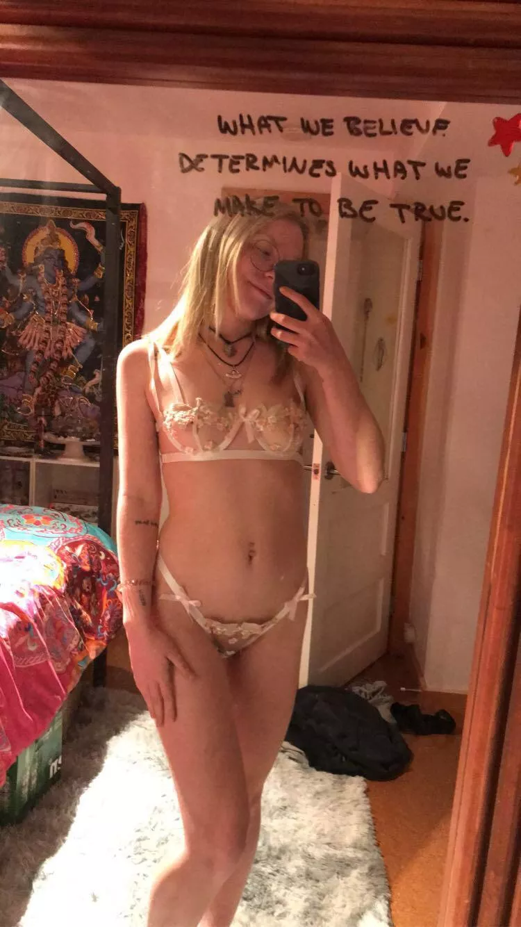 ✨Petite/Pale/Pierced/Alt/Hippie/21/Canadian💫 Two High Quality posts daily on Onlyfansfairywitxh $8.88 a month for over 800 photos (nude/lewd/G+G)🦋message me and ask about OF benefits + custom content✨ nudes OnlyFansInked NUDE -PICS
