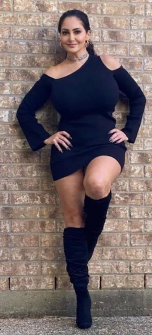 Phenomenal even when fully clothed