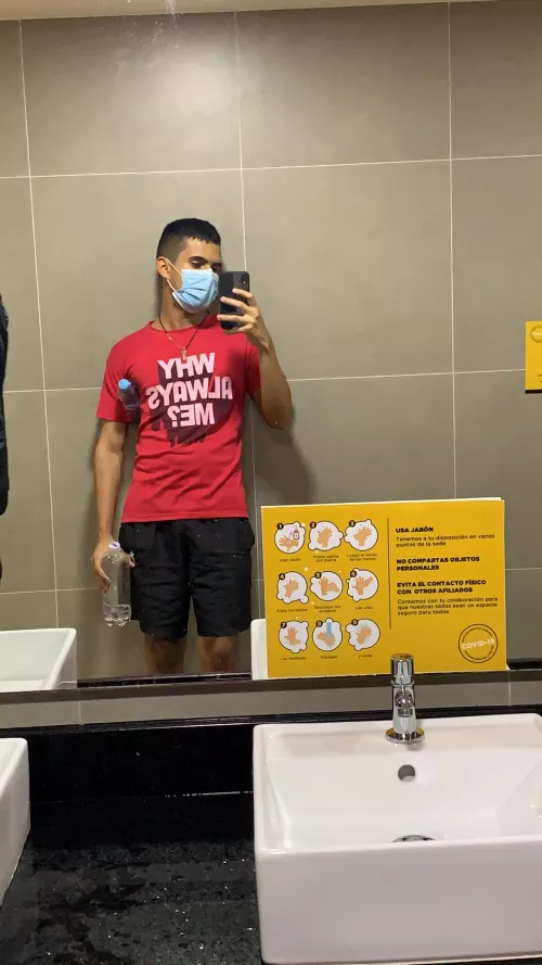 Pic being in the gym 💪