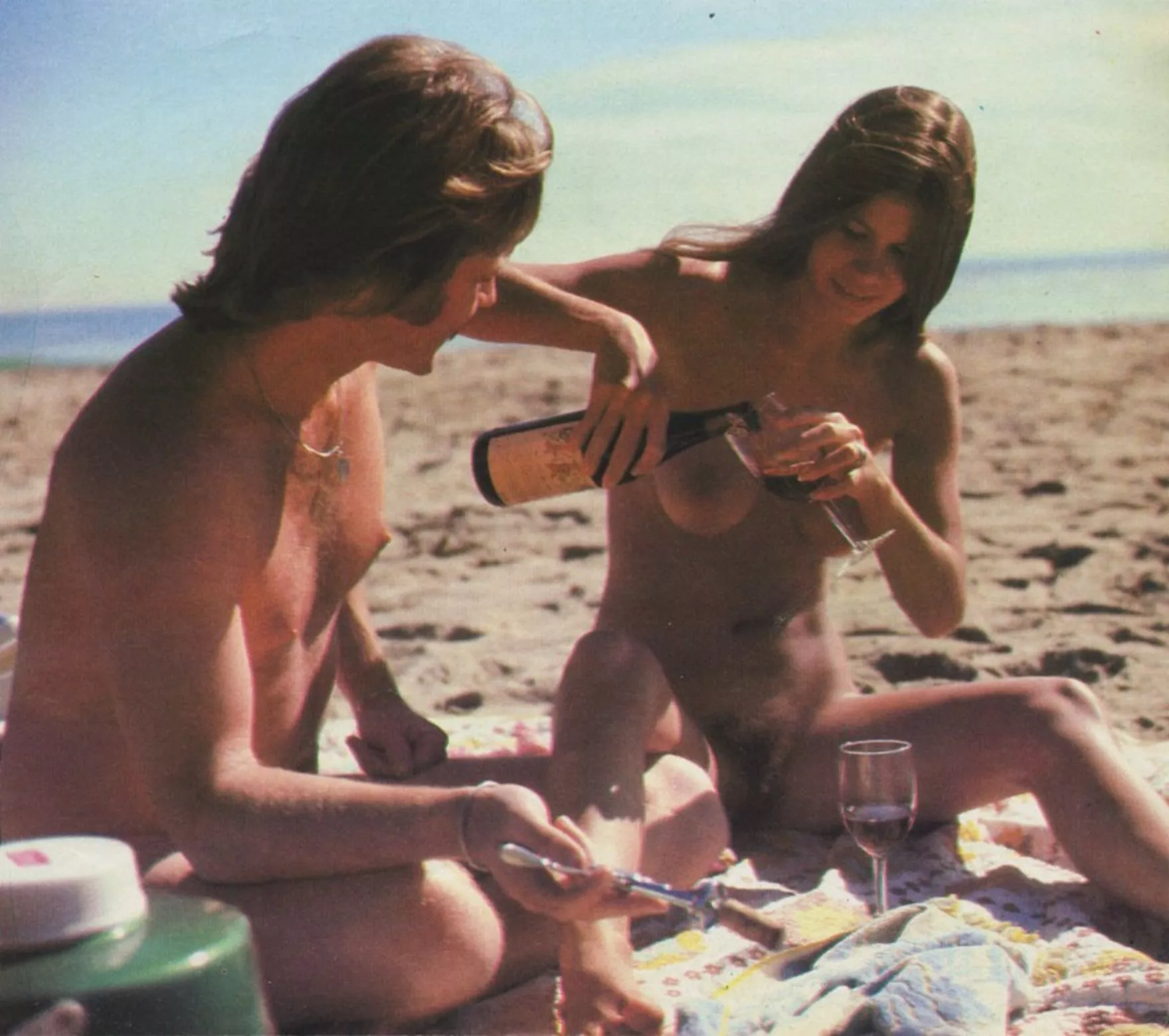 Picnic on the beach with wine (H&E International Summer 1980) Picnic on the beach with wine (H&E International Summer 1980)