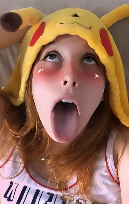 Pikachu used lick! Is it very effective? Pikachu used lick! Is it very effective?