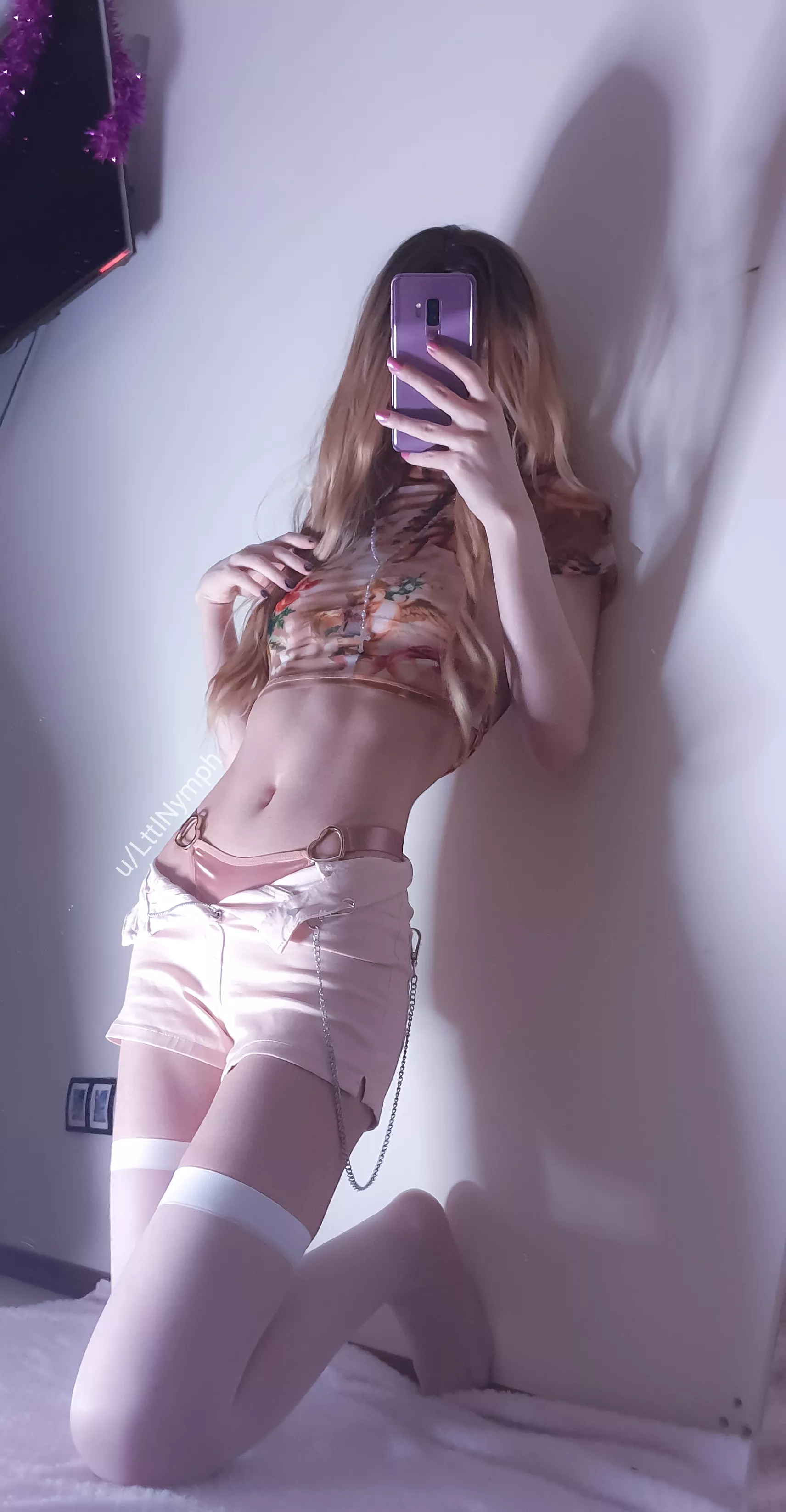 pink and beige colors