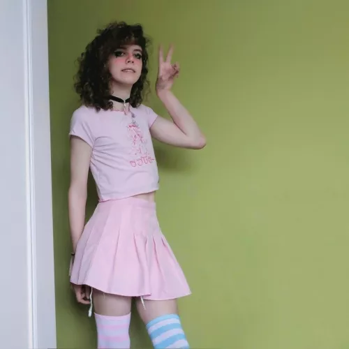 pink and blue!! ...and also green :P