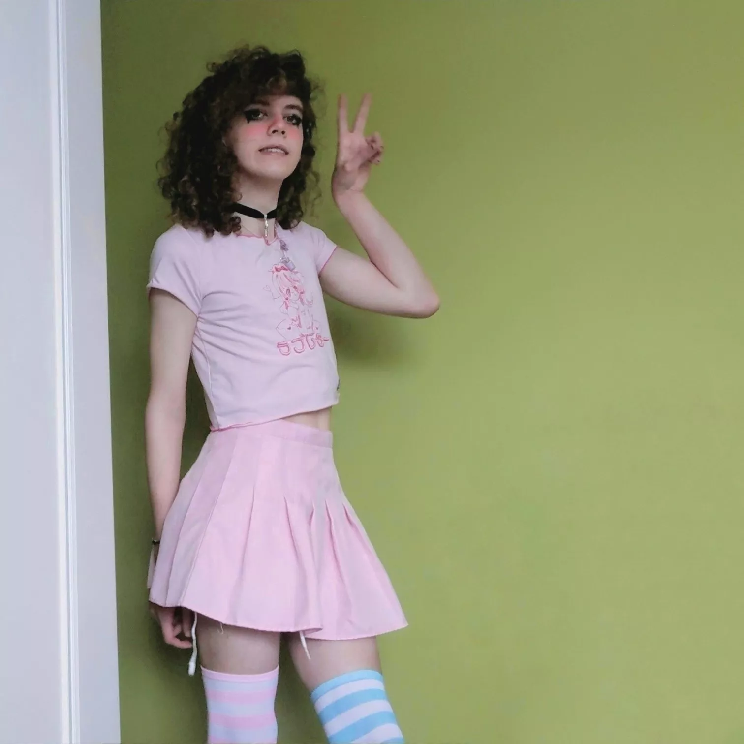 pink and blue!! ...and also green :P