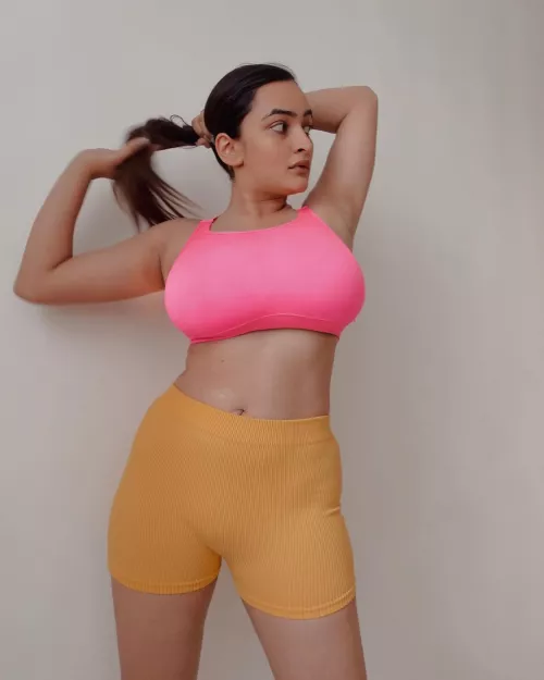 Pink busty Pink busty