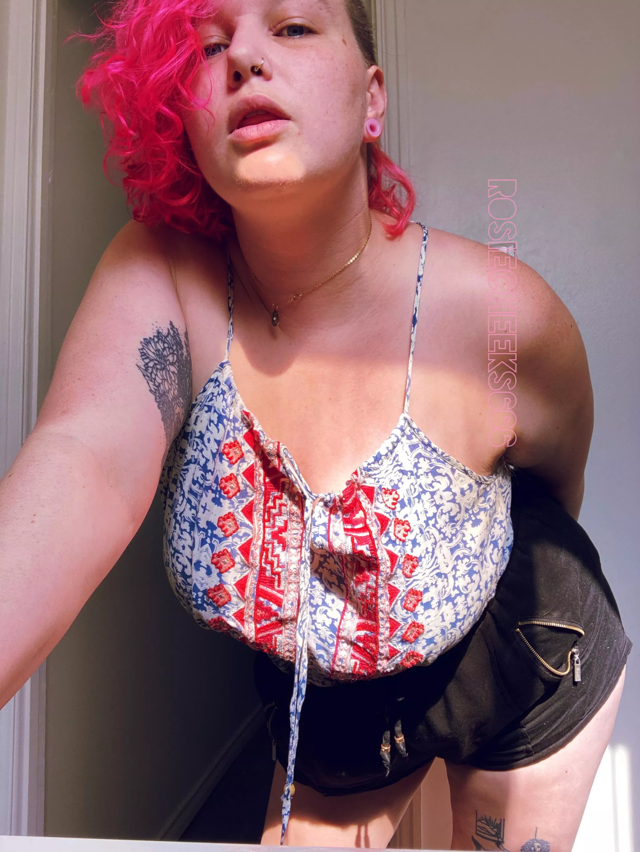 Pink curls Pink curls
