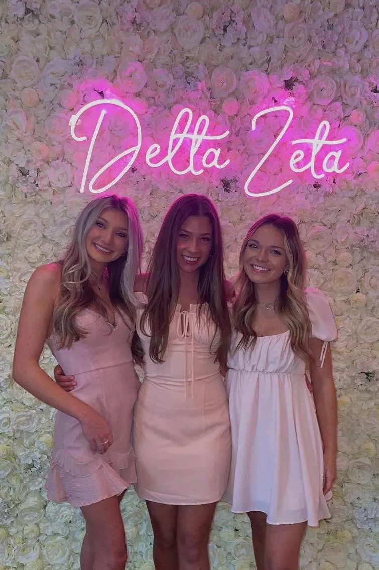 Pink friends Pink friends