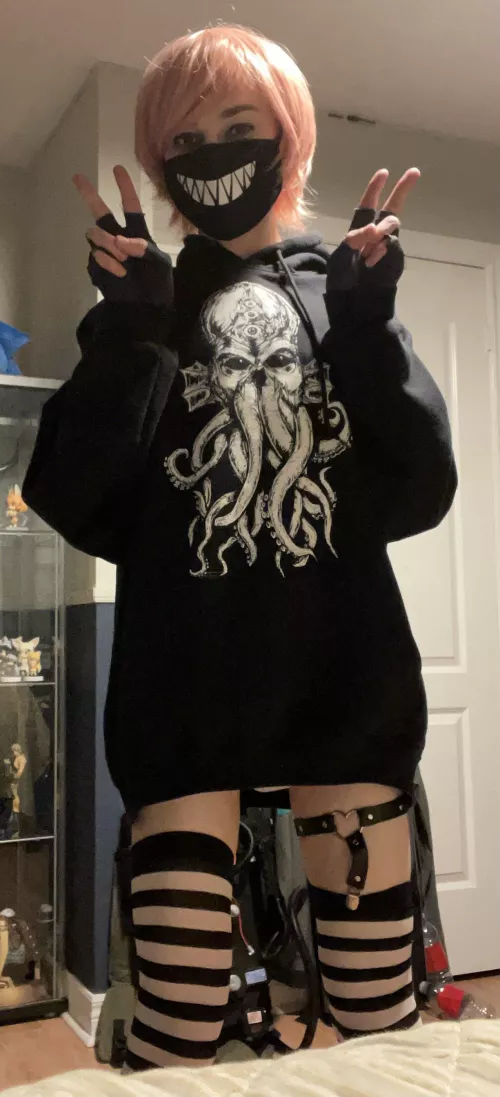 Pink hair and big teeth!