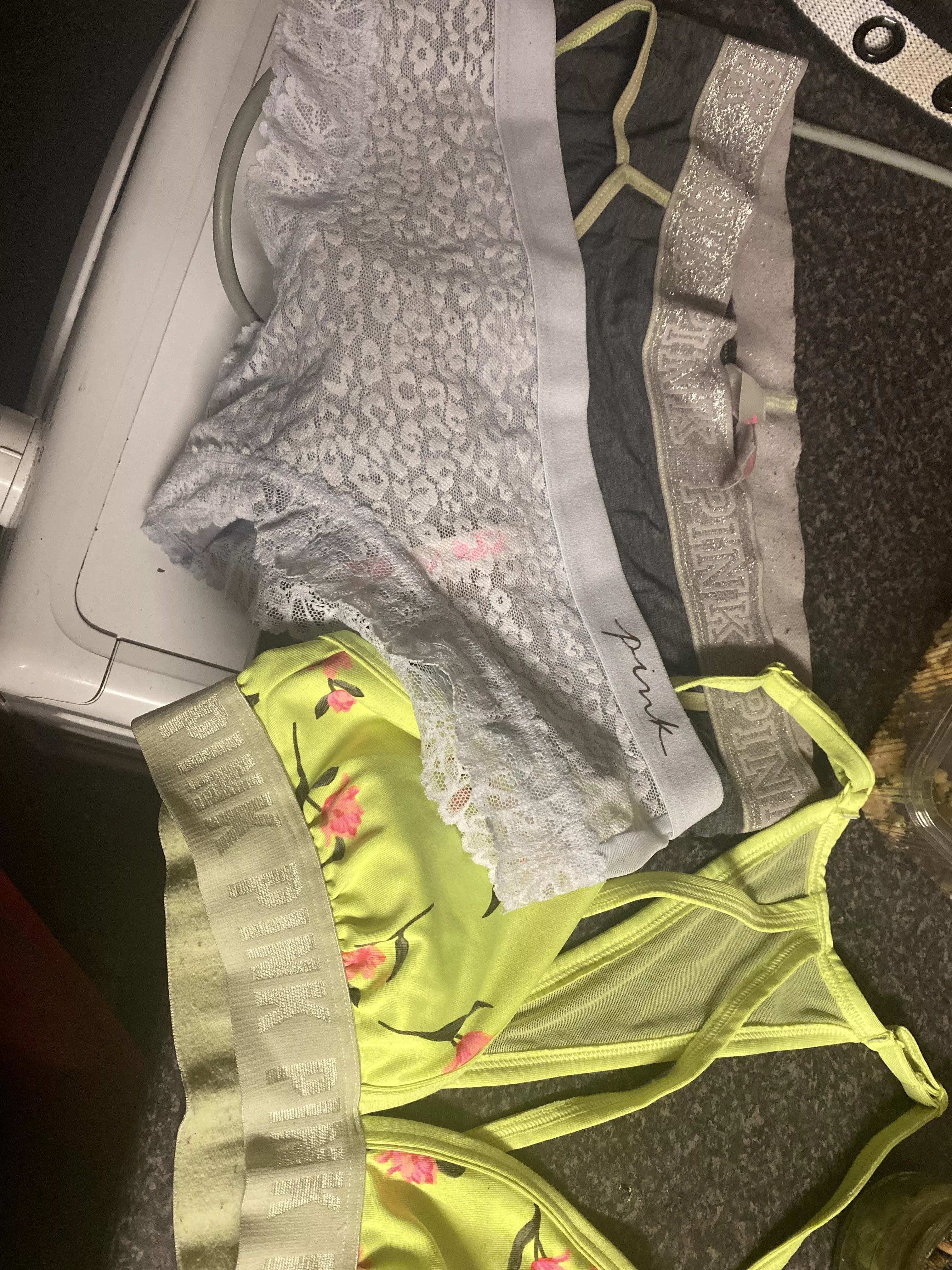 Pink is my favourite make on underwear ??