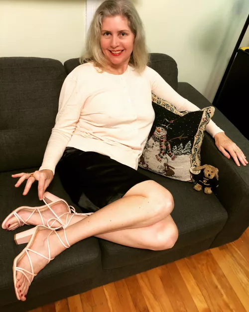 Pink shoes coming offπ Pink shoes coming offπ