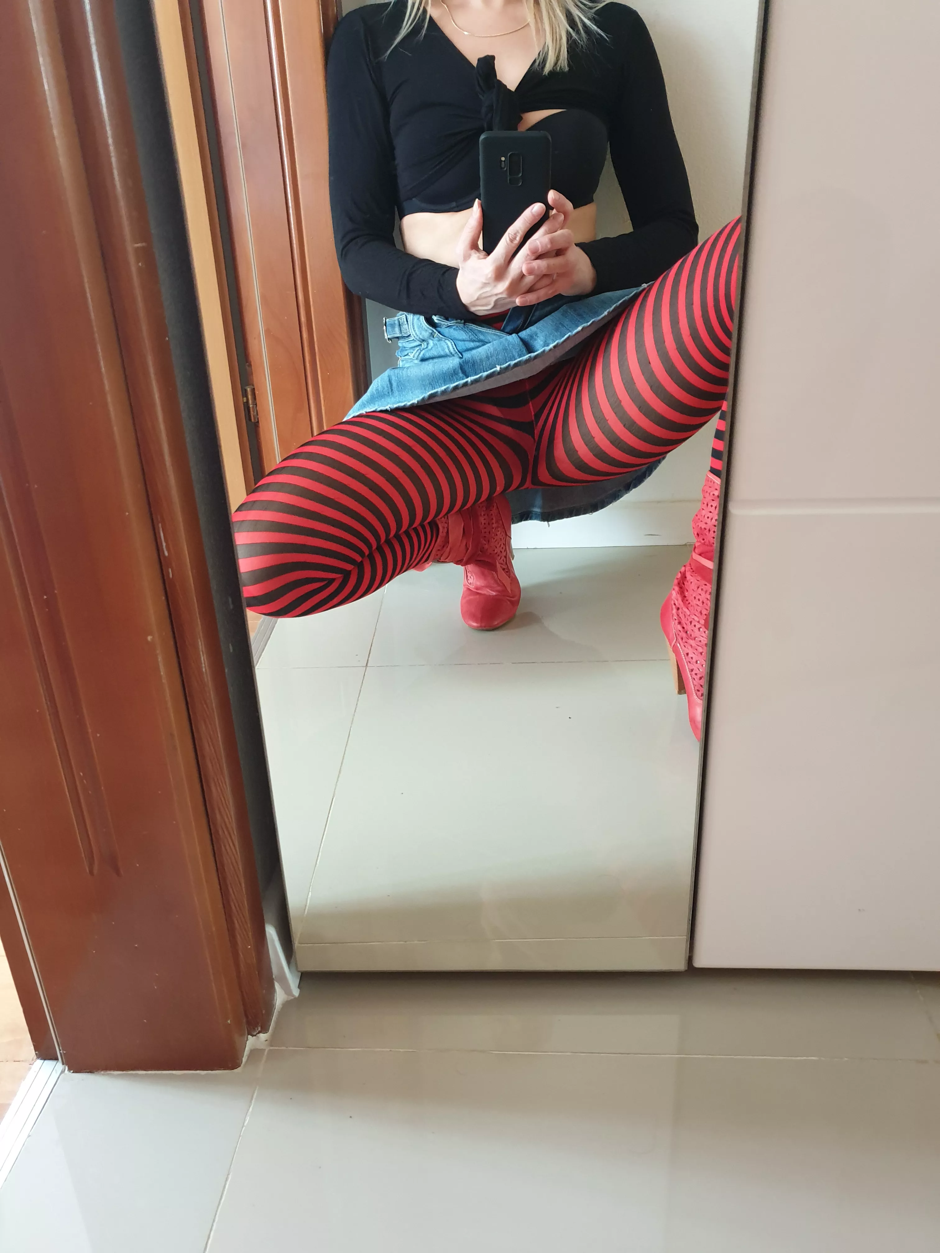 Pippi Longstocking all grown up :) (F)