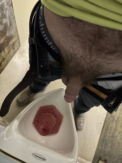 Piss break at work π€πΌ
