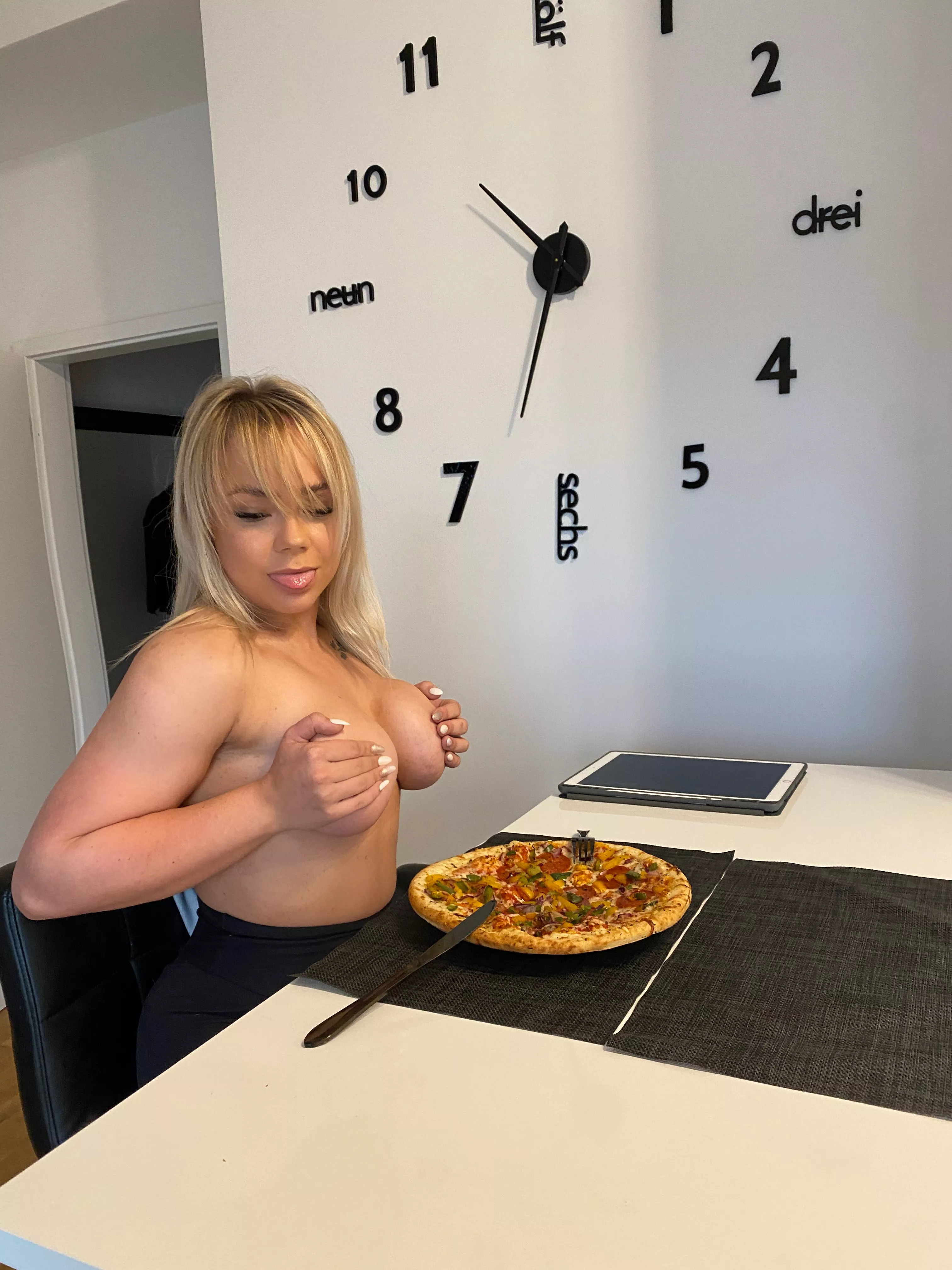 Pizza Date? Pizza Date?