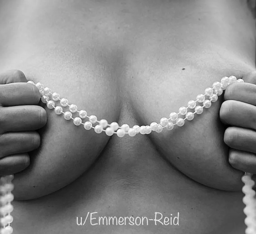 Playing with pearls Playing with pearls