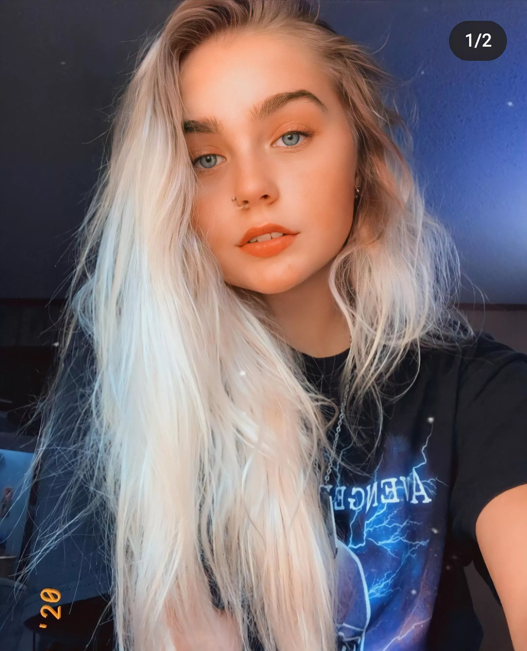 Please give a facial to this blonde kik curves500 Please give a facial to this blonde kik curves500