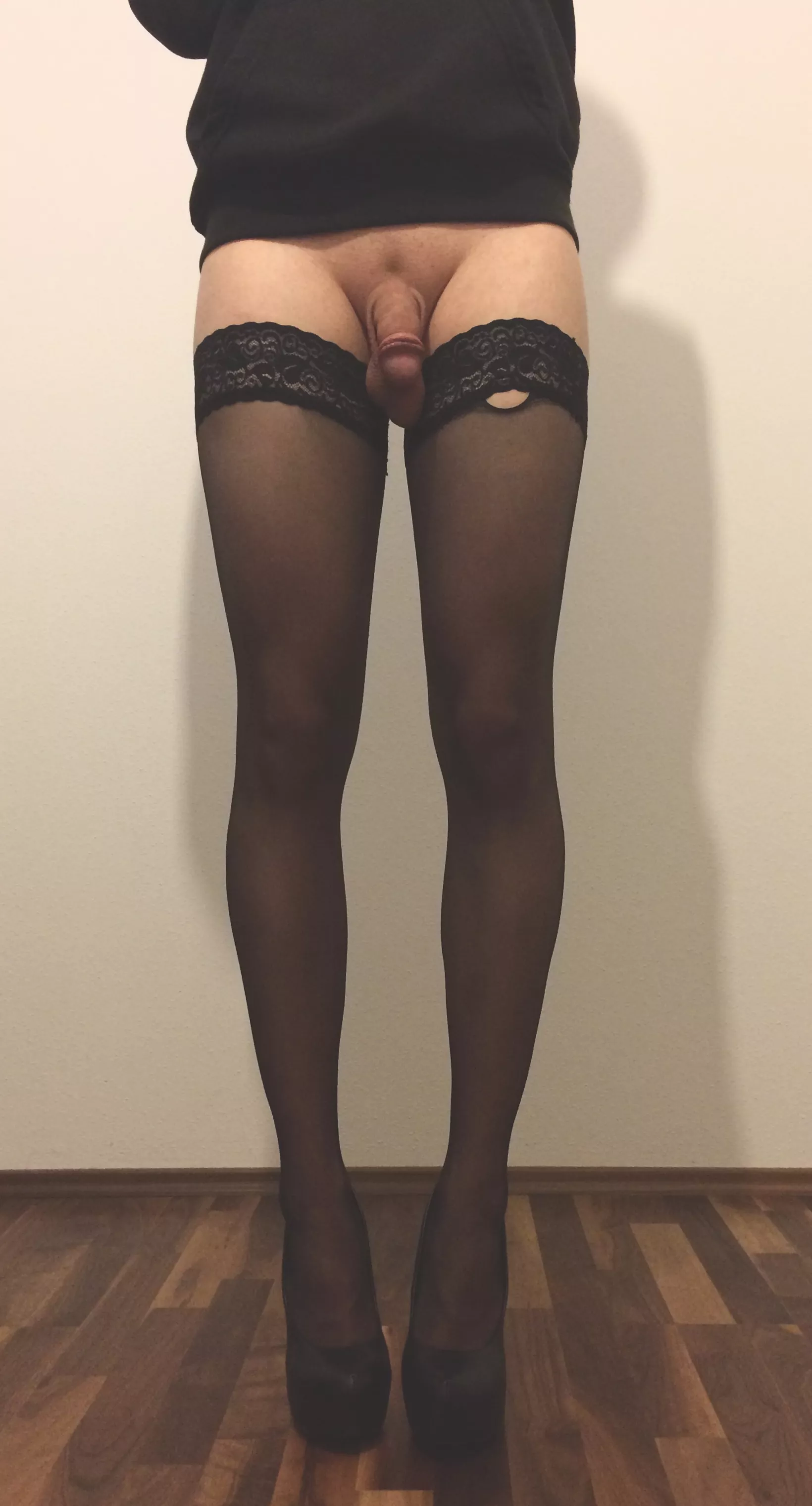 Please make me feel bad. Kik: dantediana Please make me feel bad. Kik: dantediana