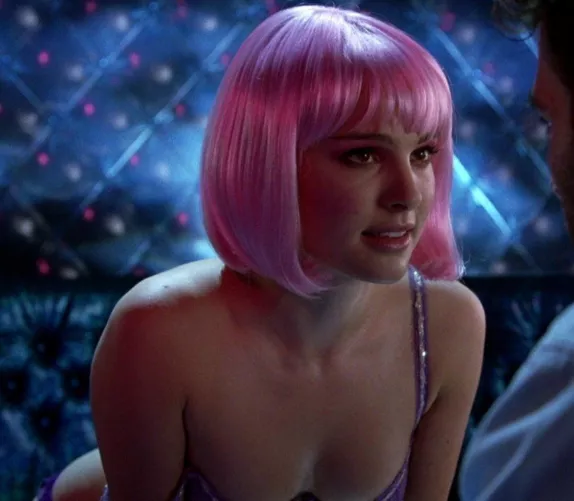 Please sext me or give a Joi as Natalie Portman and make me cum