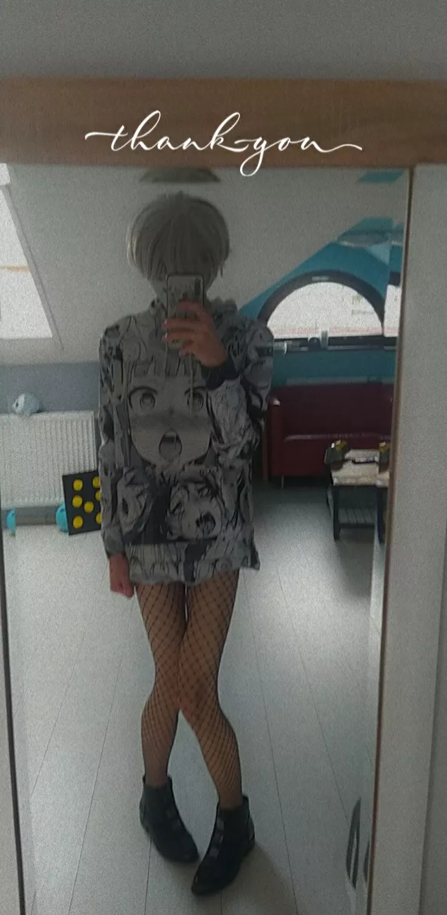 pls buy me rainbow socks *-*