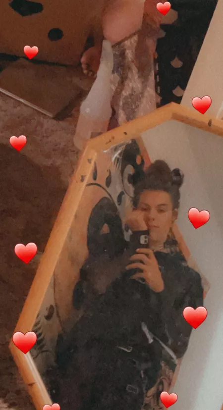 Plz come see me on Instagram @Stick.bhug Plz come see me on Instagram @Stick.bhug