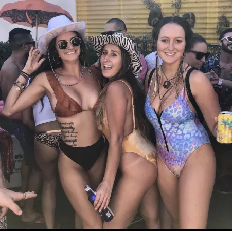 Pool party Pool party