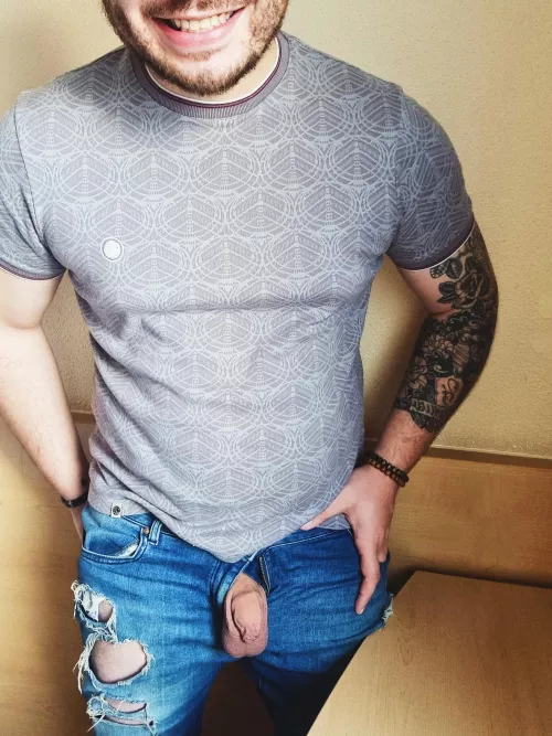 popped out to say hello 👋